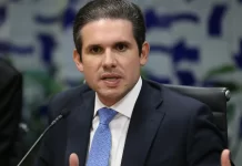 Presidente da Câmara defende votação do voto distrital misto e avanço da reforma administrativa