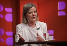 Gleisi Hoffmann é anunciada como nova ministra da Secretaria de Relações Institucionais