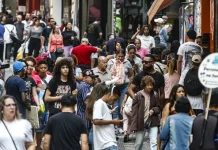 PIB cresce 1,4% no primeiro trimestre de 2025, diz IBGE Pesquisa serasa, população, consumo, PIB