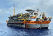 Balança comercial brasileira tem déficit de US$ 324 milhões em fevereiro