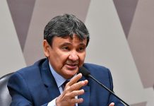 Entrevista: Wellington Dias não vê sinal de grande reforma ministerial Wellington Dias está à frente do Ministério do Desenvolvimento Social e Assistência Social, Família e Combate à Fome Geraldo. Foto: Magela/Agência Senado.