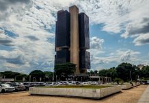 Mercado reduz projeções de inflação para 2025 e 2026 Brasília (DF), 26/10/2023, Prédio do Banco Central em Brasília.