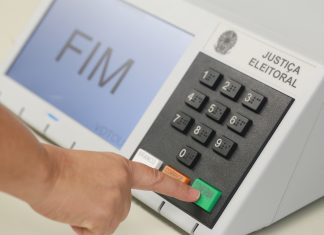 Análise: O ‘timing’ da definição do candidato da direita Urna eletrônica, eleições, título de eleitor