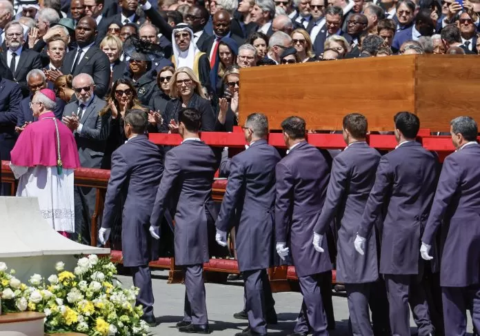 Vaticano, 26/04/2025 - Presidente da República, Luiz Inácio Lula da Silva, durante Missa Exequial em intenção de Sua Santidade o Papa Francisco. Átrio da Basílica de São Pedro, Praça de São Pedro.