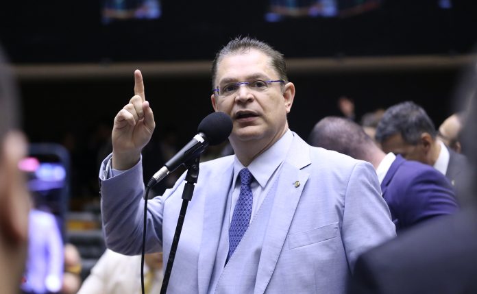 Deputado federal Sóstenes Cavalcante (PL-RJ)