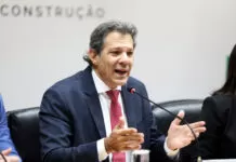 Haddad diz que Brasil tem “caixa-preta” de R$ 800 bilhões em renúncias fiscais Brasília (DF), 22/05/2025 - O ministro da Fazenda, Fernando Haddad, durante divulgação dos dados do Relatório de Avaliação de Receitas e Despesas Primárias do 2º bimestre de 2025.