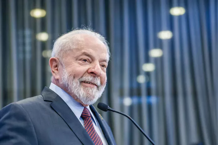 Lula durante coletiva em Joanesburgo 24.08.2023 - Presidente, Luiz Inácio Lula da Silva, durante coletiva de imprensa, no Hotel Leonardo. Joanesburgo - África do Sul.
