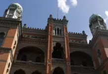 Em seu 125º aniversário, Fiocruz é homenageada na Assembleia Mundial da Saúde Castelo Mourisco, sede da Fundação Oswaldo Cruz (Fiocruz), em Manguinhos.