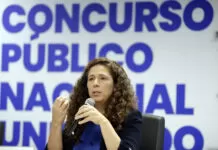 Segunda edição do CPNU terá 3.352 vagas em 35 órgãos federais Brasília (DF), 18.08.2024 - Ministra da Gestão e da Inovação em Serviços Públicos, Ester Dweck, durante entrevista coletiva sobre o balanço do Concurso Público Nacional Unificado – CPNU.