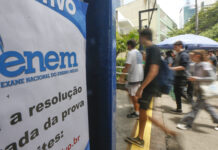 Estão abertas as inscrições para o Enem 2025; provas serão em novembro São Paulo (SP), 10/11/2024 - Estudantes no segundo dia de provas do ENEM na UNIP Vergueiro em São Paulo.