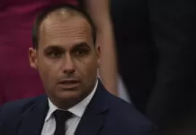 STF abre inquérito para investigar Eduardo Bolsonaro por atuação nos EUA Eduardo Bolsonaro na cerimônia de diplomação do presidente eleito, Jair Bolsonaro, no TSE.