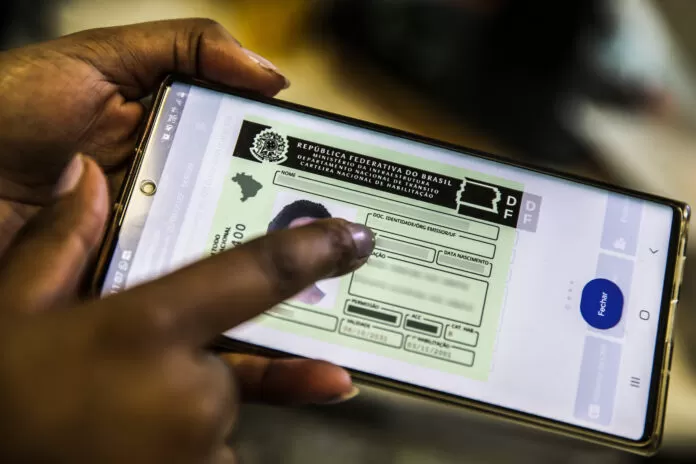 CNH Digital,Carteira de Trânsito para Celular, Carteira Nacional de Habilitação, carta de motorista