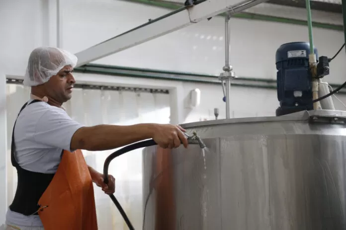 DESCARBONIZACAO São Paulo (SP) 11/09/2024 Descarbonização na prática: como funciona o PotencializEE, programa de eficiência energética. Gelateria Particolare que faz parte do programa.