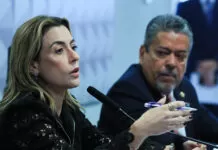 CPI das Bets: relatório pede indiciamento de 16 pessoas Brasília (DF), 10/06/2025 - CPI do Senado que investiga irregularidades no setor de apostas online (CPI das Bets) durante leitura do relatório final dos trabalhos. O parecer foi elaborado pela senadora Soraya Thronicke. (Obs: Foi pedido vistas coletiva).