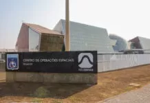 Governo regulamenta transição entre estatais dependentes e não dependentes Brasília (DF) 27/08/2024 O presidente Luiz Inácio Lula da Silva, acompanhado de vários ministros, visita o Centro de Operações Espaciais Principal (Cope-P) da Telebras.