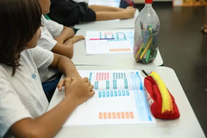 Rio de Janeiro (RJ), 04/06/2025 – Alunos em sala de aula no Centro Integrado de Educação Pública (CIEP) 001, no Catete, na zona sul da capital fluminense. escola, educação infantil