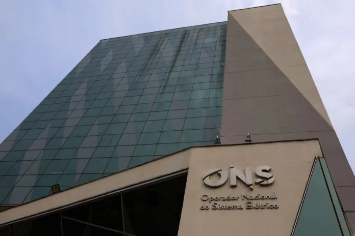 Rio de Janeiro (RJ) 19/09/2024 - Edifício sede e logotipo do Operador Nacional do Sistema Elétrico (ONS), que recomenda adoção do horário de verão.