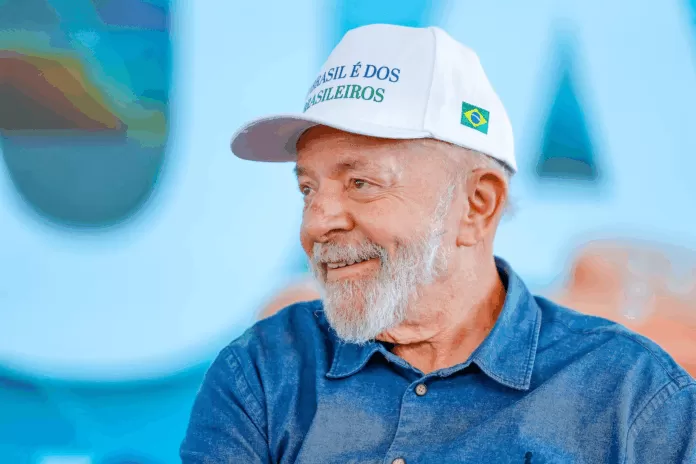 Lula, boné, O Brasil é dos Brasileiros