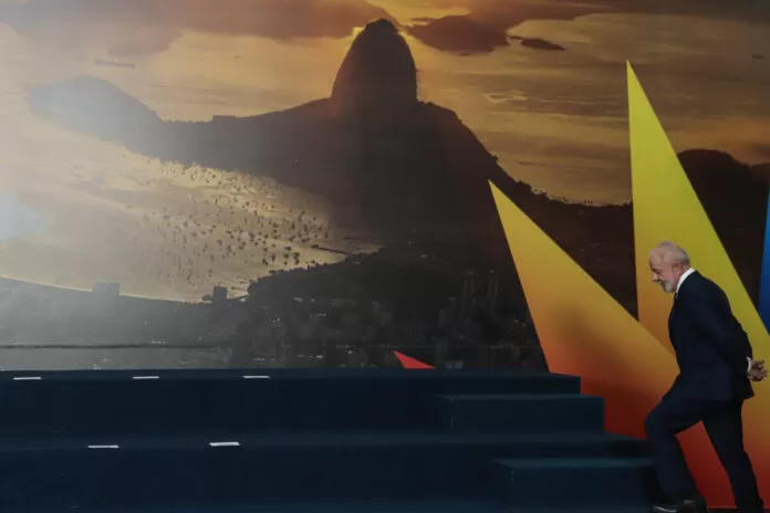 Rio de Janeiro (RJ), 07/07/2025 - O presidente, Luiz Inácio Lula da Silva participa da fotografia de família dos Chefes de Estado e de Governo dos países-membros, parceiros e de engajamento externo. BRICS