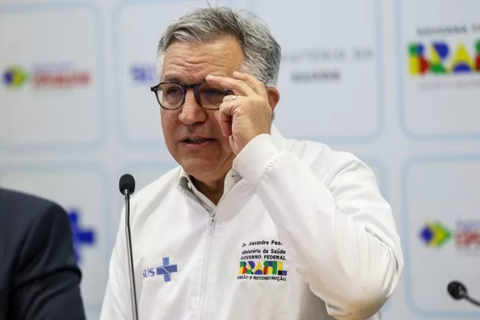 Brasília (DF), 28/07/2025 - O ministro da Saúde, Alexandre Padilha, durante apresentação de medida do programa Agora Tem Especialistas que possibilitará às operadoras de planos de saúde a conversão das dívidas que possuem com o SUS por meio de troca em atendimentos especializados para a rede pública de saúde.