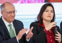 Falha em avião adia retorno de Alckmin e Tebet ao Brasil Brasília, DF 30/08/2023 O vice-presidente, Geraldo Alckmin, e a ministra do Planejamento, Simone Tebet, durante solenidade de entrega do PPA Participativo 2024-202.