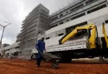 Casa Civil cria grupo para aprimorar gestão e controle de obras federais obras, construção