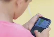 Proteção de crianças no ambiente digital pode ser votada nesta quarta celular, criança, adolescente, redes sociais, telefone