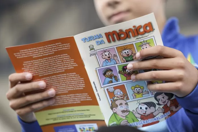 Brasília (DF), 26/03/2025 - O ministério dos Direitos Humanos e Instituto Maurício de Souza lançam gibi da Turma da Mônica sobre intergeracionalidade em escola no Itapuã, região administrativa do Distrito Federal. criança, leitura, ECA