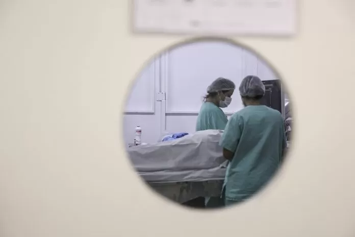 Brasília (DF), 05/07/2025 - Pacientes realizam cirurgias e exames no Hospital Universitário de Brasília (HUB) como parte do "Dia E", um mutirão de atendimentos a pacientes do Sistema Único de Saúde (SUS). Participam do trabalho coletivo, de forma simultânea, os 45 hospitais universitários da Empresa Brasileira de Serviços Hospitalares (Ebserh), órgão vinculado ao MEC. saúde, SUS
