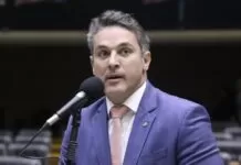 Oposição quer convocação de Haddad por “escândalo” nos Correios Deputado Zucco