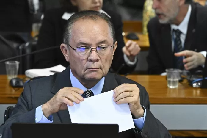 CRA - Comissão de Agricultura e Reforma Agrária Comissão de Agricultura e Reforma Agrária (CRA) realiza primeira audiência pública para avaliação do Programa Nacional de Reforma Agrária (PNRA). Raio X do PNRA - diagnóstico, análises e propostas de melhoria. À bancada, senador Zequinha Marinho (Podemos-PA). ferrovia