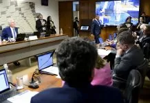 Comissão aprecia relatório de MP do tarifaço na terça-feira (14) Senado exclui socorro do tarifaço do teto fiscal