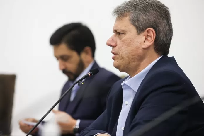 54808218575_f7b1153425_k Reunião com Cel. PM Henguel Ricardo Pereira Reunião com Cel. PM Henguel Ricardo Pereira Local: Palácio dos Bandeirantes-SP Data: 23/09/2025 Foto: Paulo Guereta/Governo do Estado de SP São Paulo, Tarcisio de Freitas