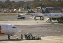 Cade exige que Gol e Azul detalhem acordo de codeshare em 30 dias e proíbe expansão de rotas conjuntas