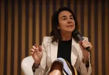 Brasil e China promovem Fórum de Cooperação Financeira para ampliar relações bilaterais Rio de Janeiro (RJ), 25/08/2025 – A embaixadora Tatiana Rosito, secretária de Relações Internacionais do Ministério da Fazenda, debate mudanças climáticas e soluções no Rio Climate Action Week, no Museu do Amanhã. CHINA
