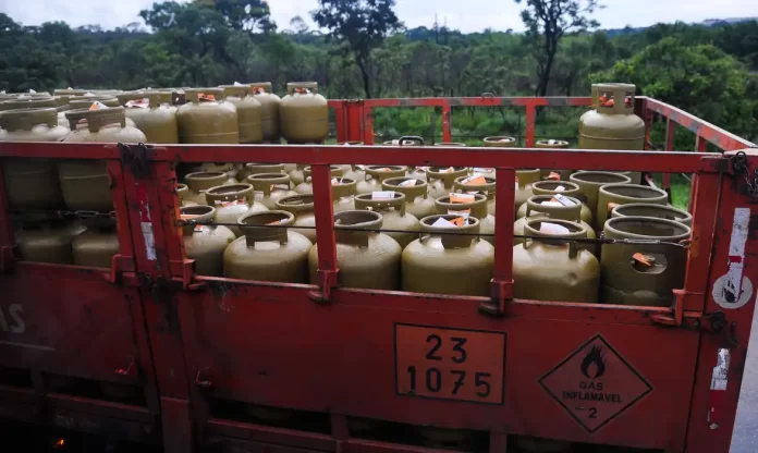 gás de cozinha, botijão, Gás do Povo