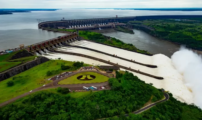 Itaipu Binacional, hidrelétrica