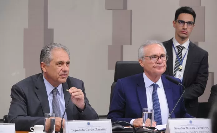 27/08/2025 - Comissão Mista da Medida Provisória n° 1303/2025 Audiência Pública - Tributação de aplicações financeiras e ativos virtuais no País e outras providências. Dep. Carlos Zarattini (PT - SP) e Senador, Renan Calheiros (MDB - AL) 27/08/2025 - Comissão Mista da Medida Provisória n° 1303/2025 Audiência Pública - Tributação de aplicações financeiras e ativos virtuais no País e outras providências. Dep. Carlos Zarattini (PT - SP) e Senador, Renan Calheiros (MDB - AL)