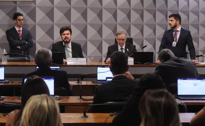 02/09/2025 - Comissão Mista da Medida Provisória 1300/25, MP do Setor Elétrico Apreciação de Relatório. Dep. Fernando Coelho Filho (UNIÃO - PE) e Dep. Joaquim Passarinho (PL - PA)