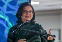 Brasil destaca diversificação da pauta exportadora em meio a investigação dos EUA Brasília (DF), 30/01/2024, A coordenadores brasileiros do Grupo de Trabalho (GT), Tatiana Prazeres, secretária de Comércio Exterior do Ministério do Desenvolvimento, Indústria, Comércio e Serviços (MDIC), durante entrevista coletiva para apresentar um balanço da primeira reunião do GT, Grupo de Trabalho de Comércio e Investimentos do G20 – que integra a Trilha de Sherpas. MDIC, Estados Unidos, EUA