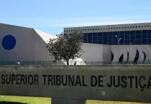 Plano de saúde deve cobrir intercorrências em cirurgias plásticas, decide STJ