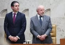 Motta lista projetos contra fraudes no setor de combustíveis, e designa relator do devedor contumaz rasília (DF), 29/09/2025 – O presidente Luiz Inácio Lula da Silva e presidente da câmara dos deputados, Hugo Motta, durante posse do novo presidente do Supremo Tribunal Federal (STF), Edson Fachin, ele foi eleito para suceder o ministro Luís Roberto Barroso, cujo mandato terminou ontem (28). Também assume o cargo o novo vice-presidente, Alexandre de Moraes. Os dois ministros comandarão o Supremo pelos próximos dois anos (2025-2027).