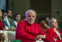 Análise: PT intensifica disputa política e Tarcísio de Freitas será alvo Presidente Lula nna posse de Edinnho Silva, como novo presidente do Partido dos Trabalhadores, ocorrida durante o 17º Encontro Nacional do Partido dos Trabalhadores, PT