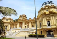 Análise: Do pré-natal ao pós-carnaval: o imbróglio da sucessão no Estado do Rio de Janeiro Palácio Guanabara, Rio de Janeiro, RJ