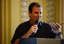 Eduardo Paes avança três casas no tabuleiro eleitoral do Rio de Janeiro O prefeito do Rio de Janeiro, Eduardo Paes / Crédito: Tomaz Silva/Agência Brasil
