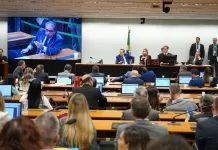 PLDO 2026 fica para novembro e depende de medidas do governo 25/04/2023 - Comissão Mista Orçamento (CMO)