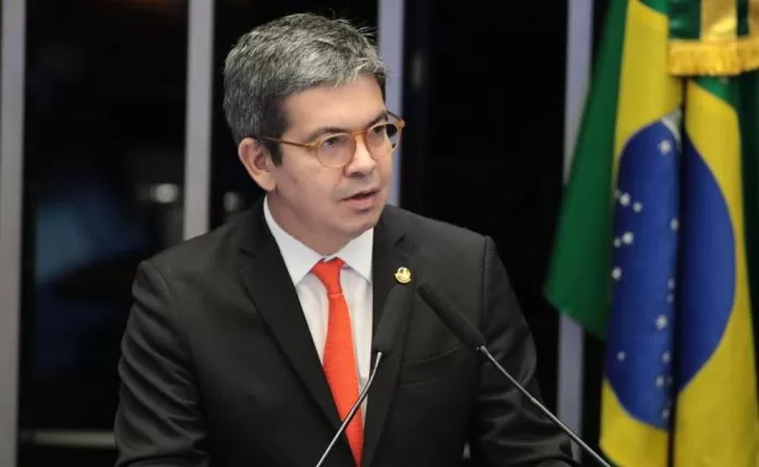 21/08/2025 - Plenário - Sessão Solene Congresso Homenagem aos 100 anos do Grupo Globo e 60 anos da Rede Globo.Senador, Randolfe Rodrigues (PT - AP), licenciamento ambiental 21/08/2025 - Plenário - Sessão Solene Congresso Homenagem aos 100 anos do Grupo Globo e 60 anos da Rede Globo.Senador, Randolfe Rodrigues (PT - AP), licenciamento ambiental