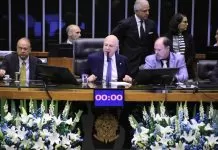 Mineiras críticos: relator se reuniu com Silveira para alinhar relatório 21/10/2025 - Plenário - Sessão Solene Homenagem à herança e ao impacto da Energia Nuclear no Brasil. Dep. Arnaldo Jardim (CIDADANIA - SP)