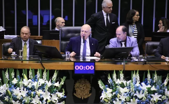 21/10/2025 - Plenário - Sessão Solene Homenagem à herança e ao impacto da Energia Nuclear no Brasil. Dep. Arnaldo Jardim (CIDADANIA - SP)