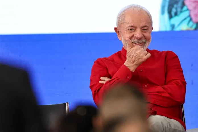 Brasília (DF), 26/09/2025 - O presidente Luiz Inácio Lula da Silva durante cerimônia de posse do Conselho Federal de Participação Social da Bacia do Rio Doce e Litoral Norte Capixaba (CFPS Rio Doce), e anúncios relacionados à área da saúde no âmbito do Novo Acordo do Rio Doce.